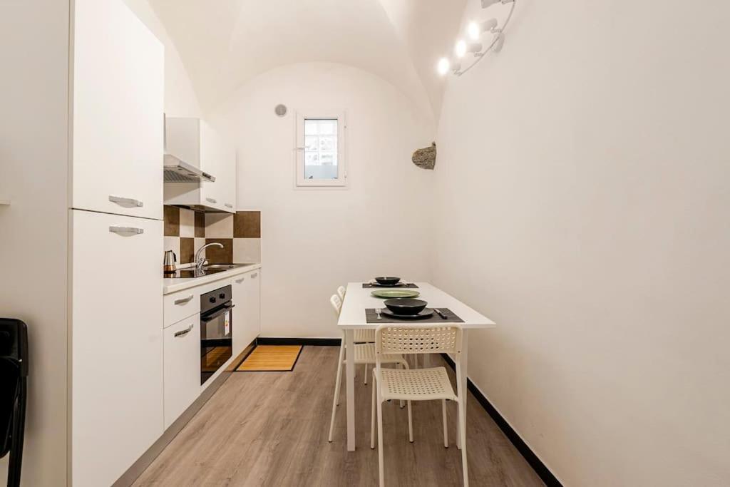 The First Porta Soprana Prione Appartement Genua Buitenkant foto