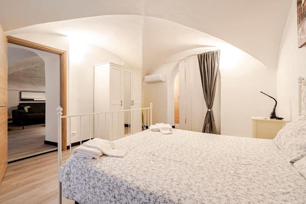 The First Porta Soprana Prione Appartement Genua Buitenkant foto