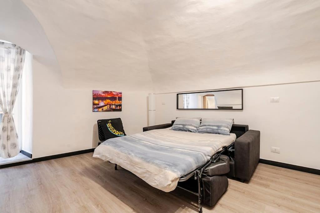 The First Porta Soprana Prione Appartement Genua Buitenkant foto